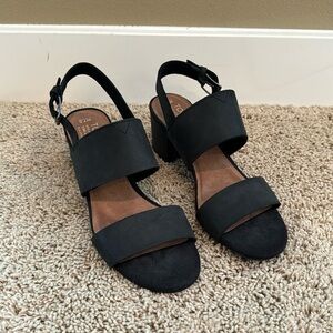 Toms Women’s Heels Size 7.5